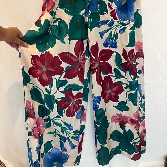 Zara Long Floral Satin Wide-Leg Jumpsuit Size Large - Picture 5 of 9